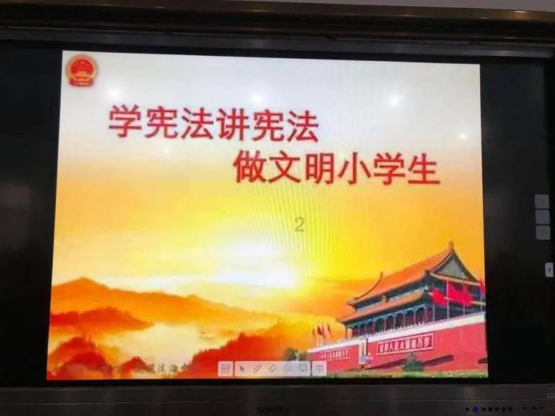 安源区退役军人事务局开展送年画活动