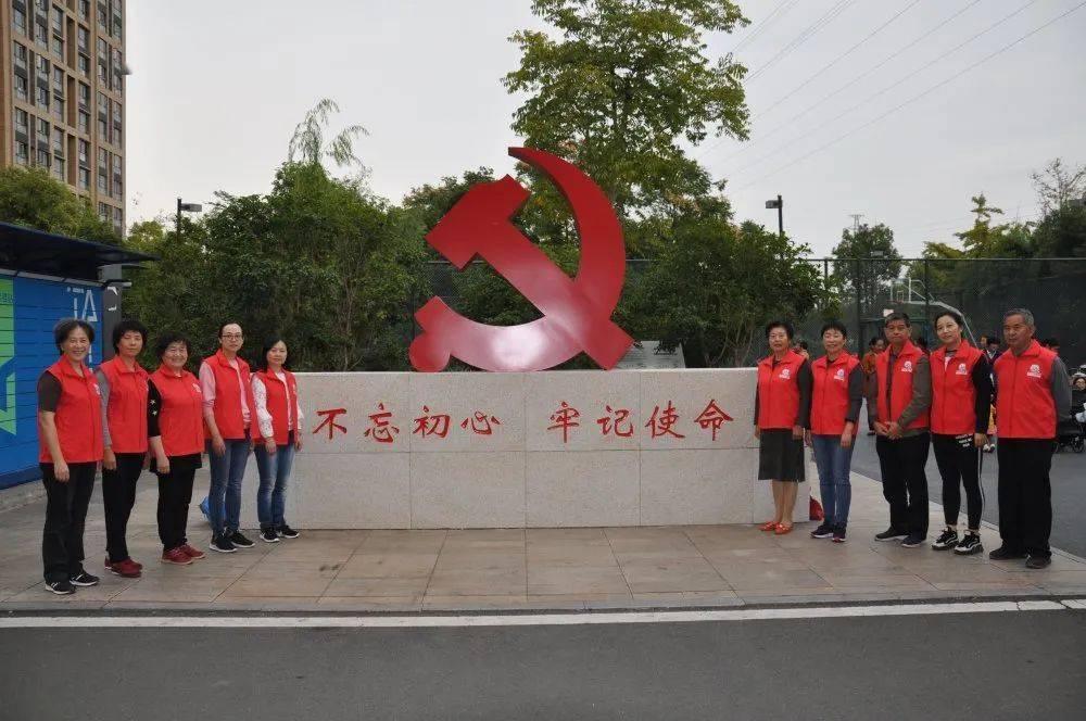 逃离拇指山地
